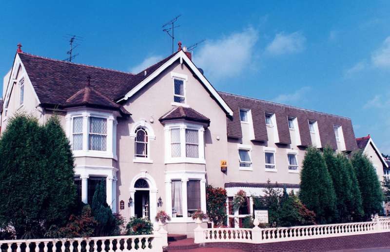 Wolverhampton Goldthorn Hotel Exterior foto