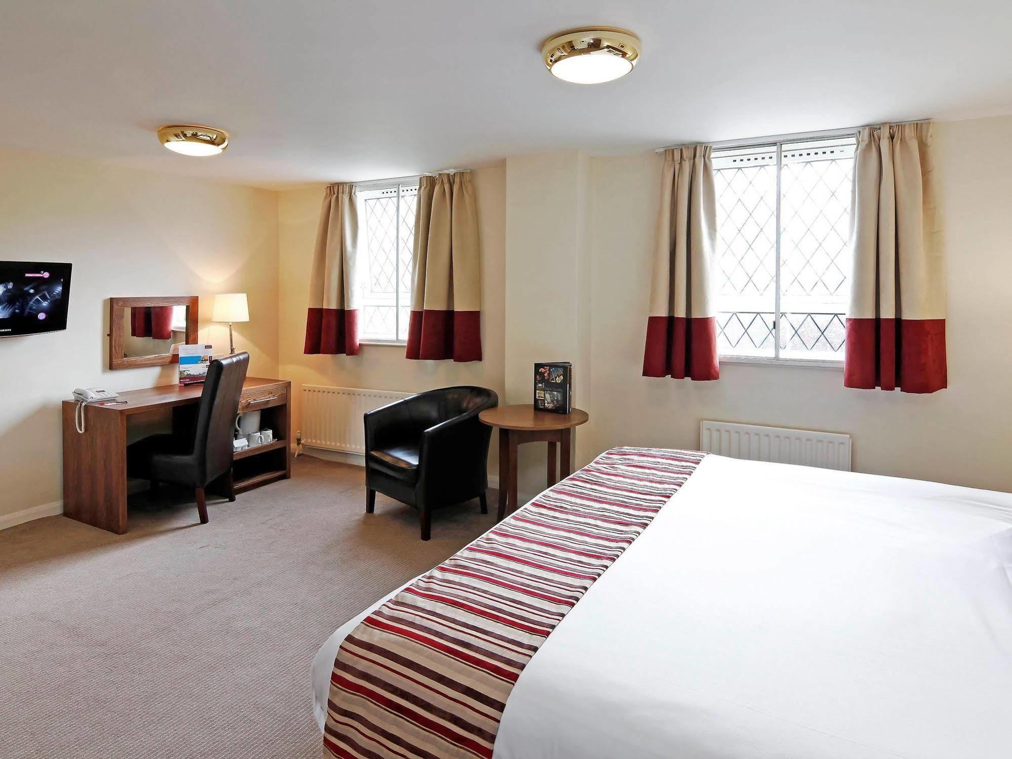 Wolverhampton Goldthorn Hotel Exterior foto